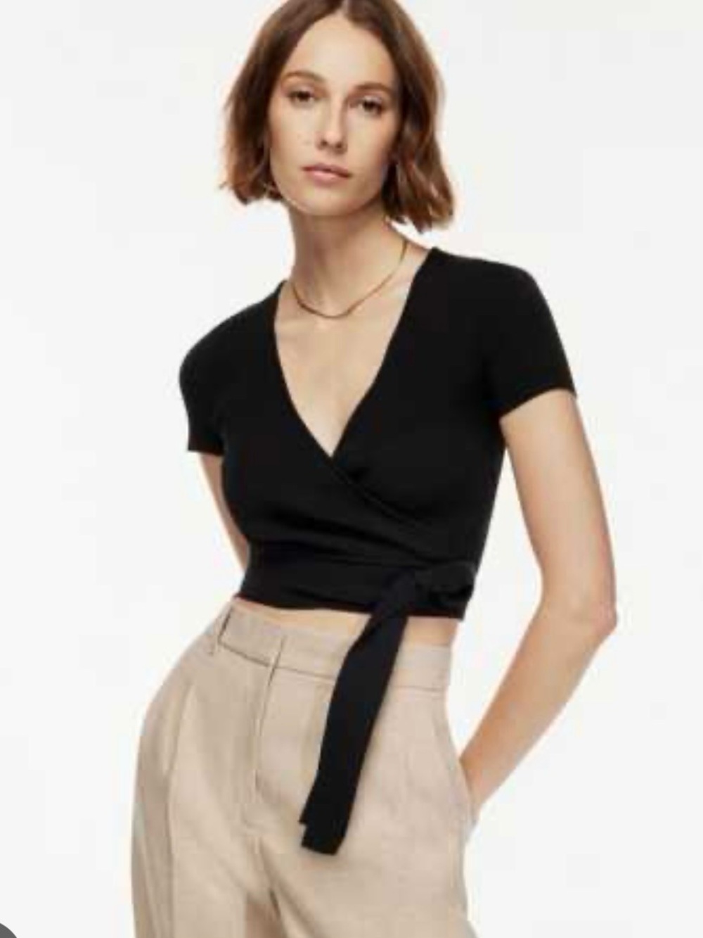 Aritzia Wilfred Black All Tied Up Short Sleeve Sweater | Medium